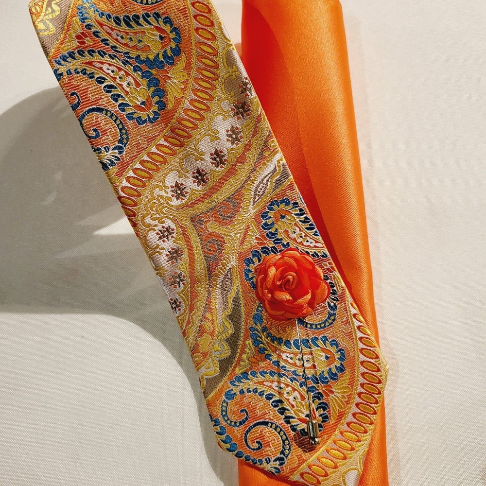 Men's necktie